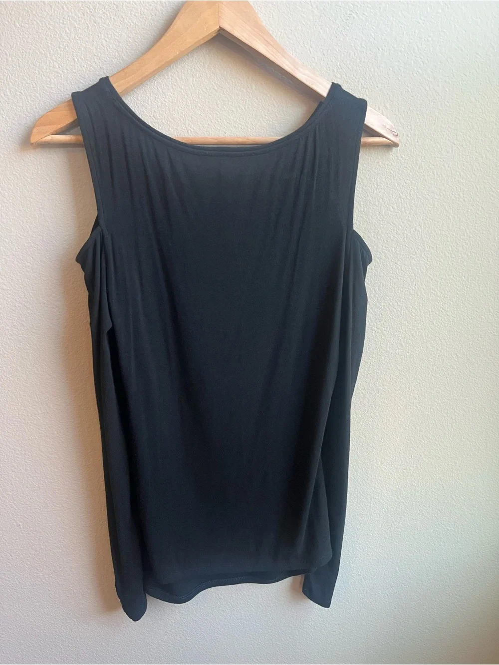 White House Black Market Black Cold-Shoulder Long Sleeve Top with Side Ruching